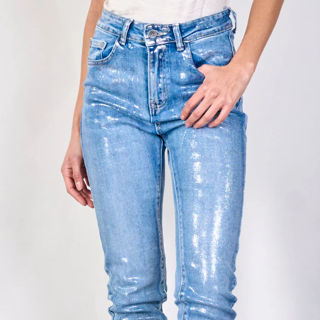 Classic slim-fit denim jeans wholesale