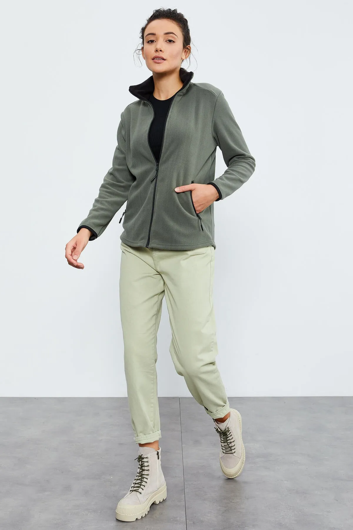 dik yaka fermuarli rahat form kadin polar sweatshirt - 97173