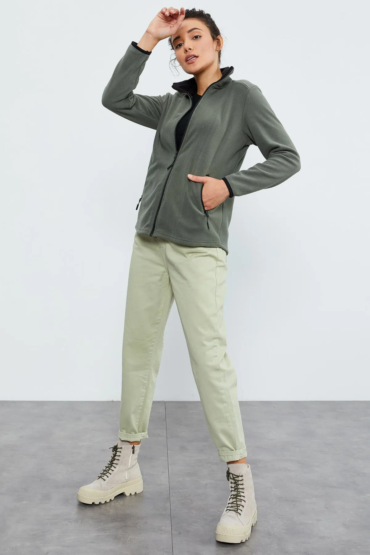 dik yaka fermuarli rahat form kadin polar sweatshirt - 97173