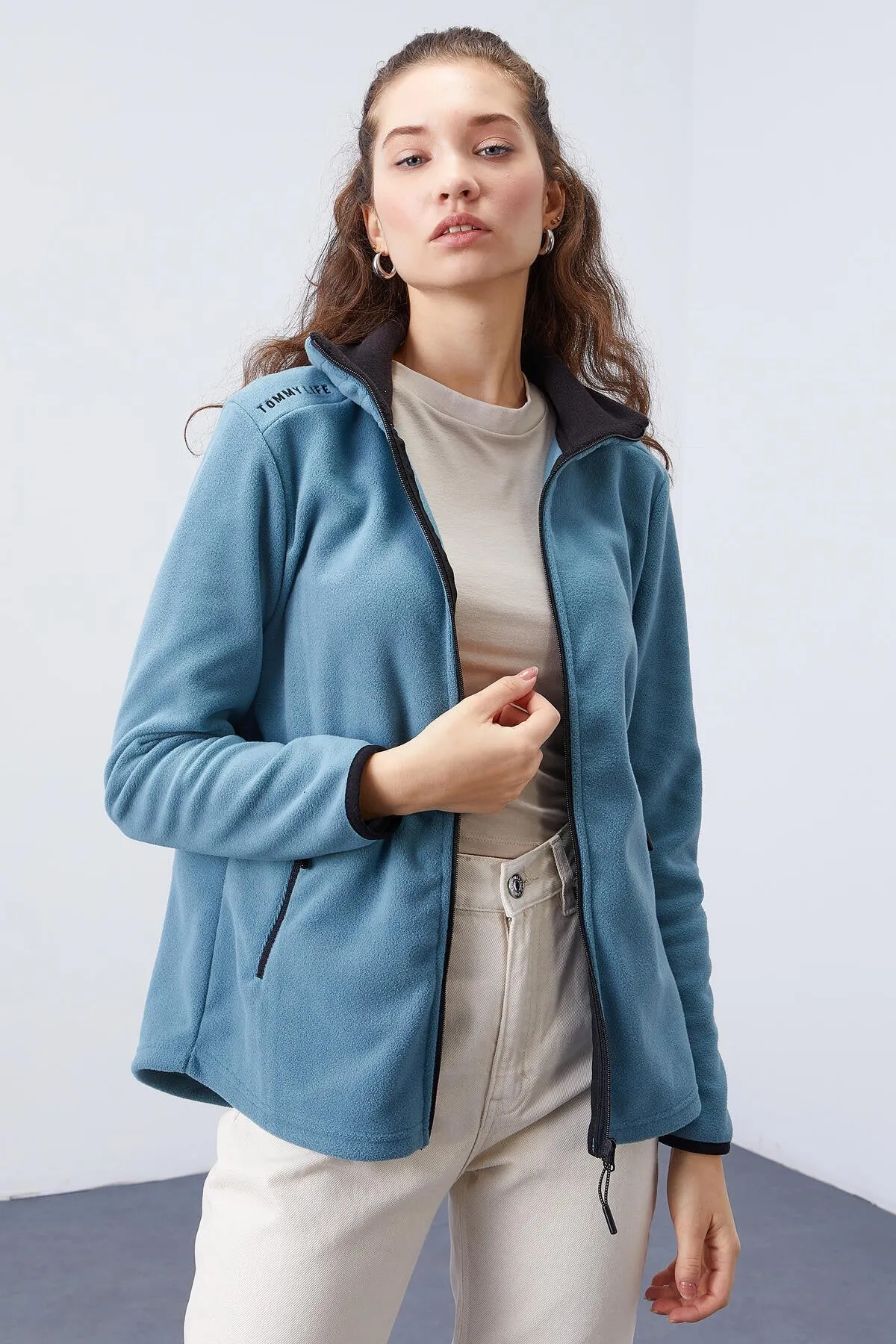 dik yaka fermuarli rahat form kadin polar sweatshirt - 97173