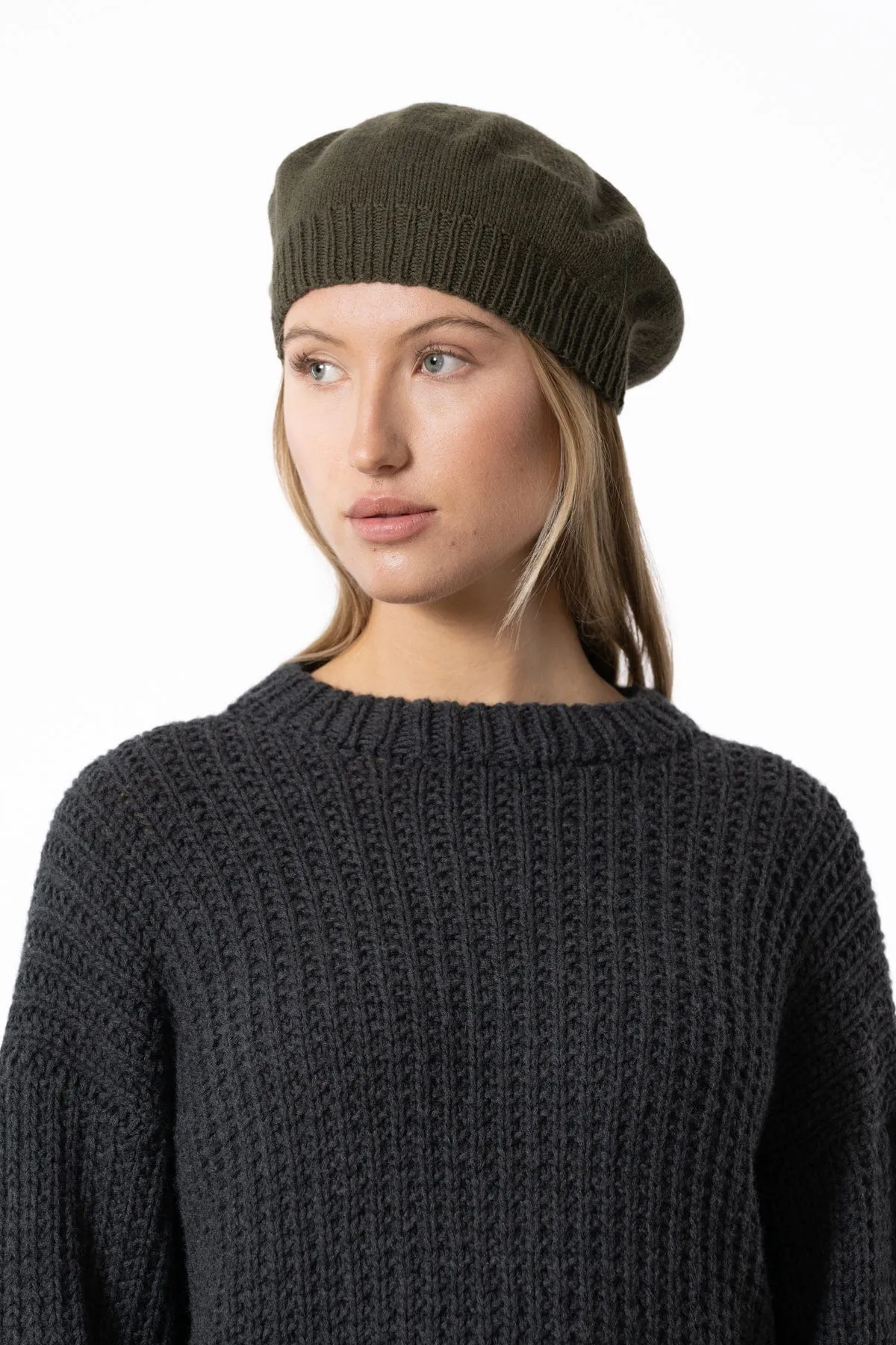 Dinadi Merino Beret Olive Green