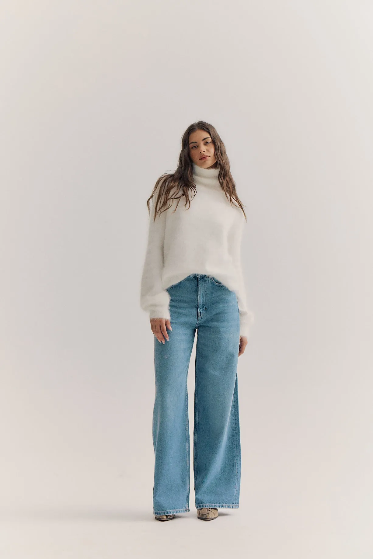 Maya Rollneck - Snow