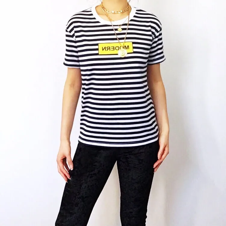 SIGN MODERN PRINT STRIPES TEE TOP