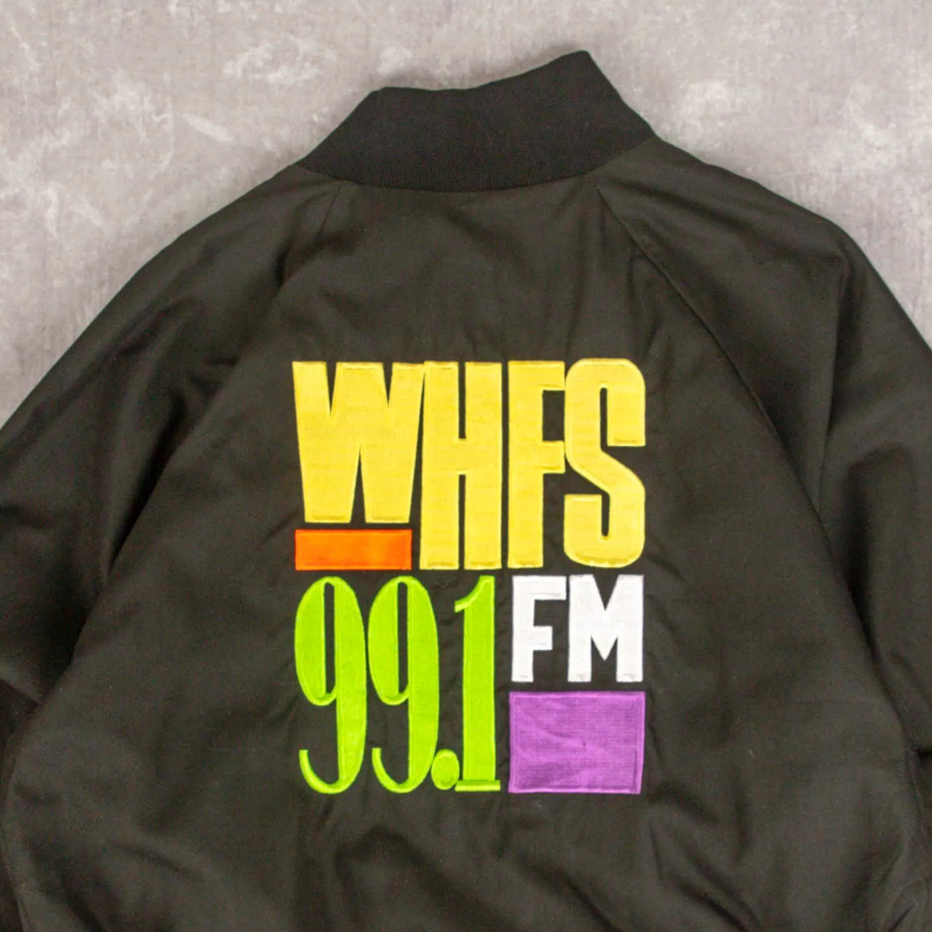 WOMEN'S VINTAGE 1990S WHFS 99.1FM RADIO VARSITY BOMBER JACKET - MEDIUM